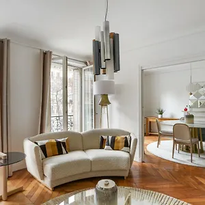  Apartment 2 Bedroom Luxurious Next To Arc De Triumphe Frankreich